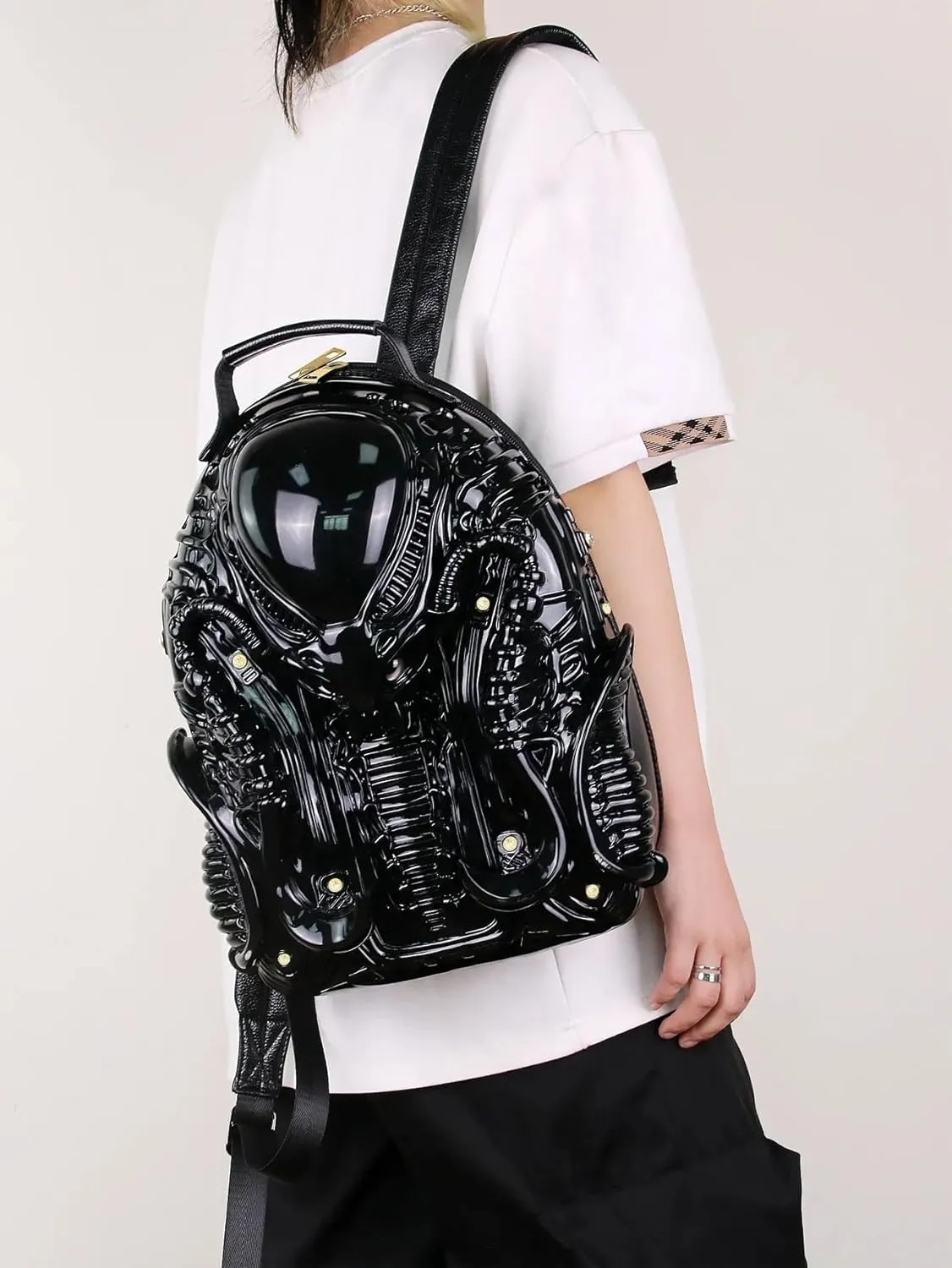 3D Xenomorph Shaped Backpack Steam Punk for Men Women Y2K Personality Travel Handbag PVC Unique Novelty Alien Purse (black)