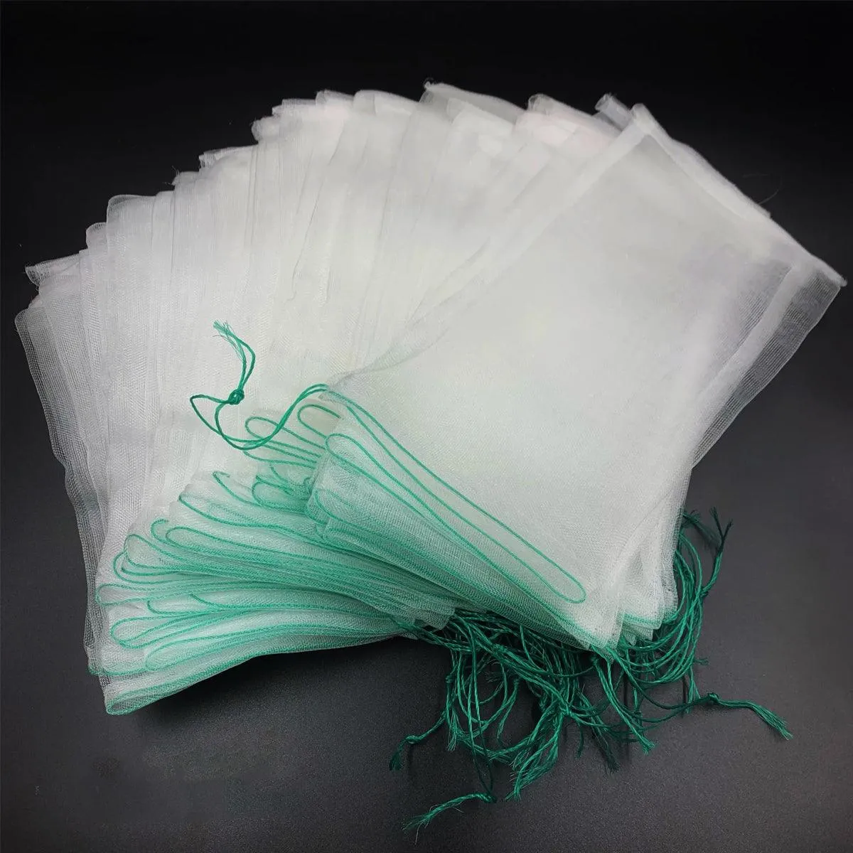 50pcs Fruit and Vegetable Protection Bags Nylon Mesh Bird Proof Garden Bags