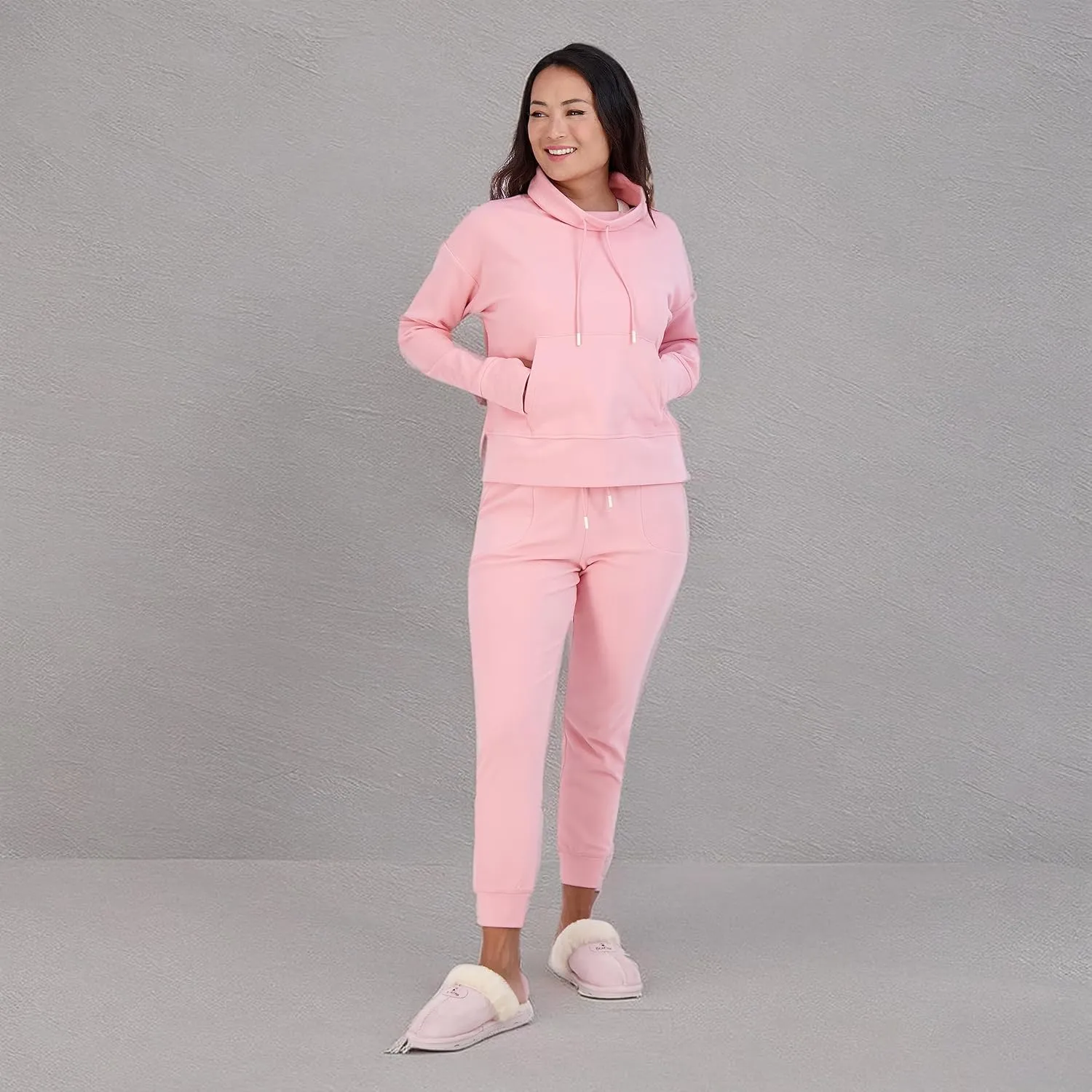 BEARPAW Women's Micro Fleece Drawstring Athletic Jogger Sweatpants with Pockets