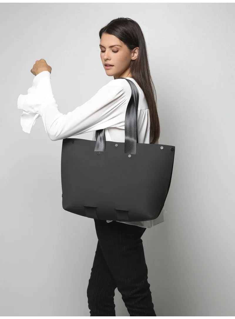 Evatwo | Black/Black Tote