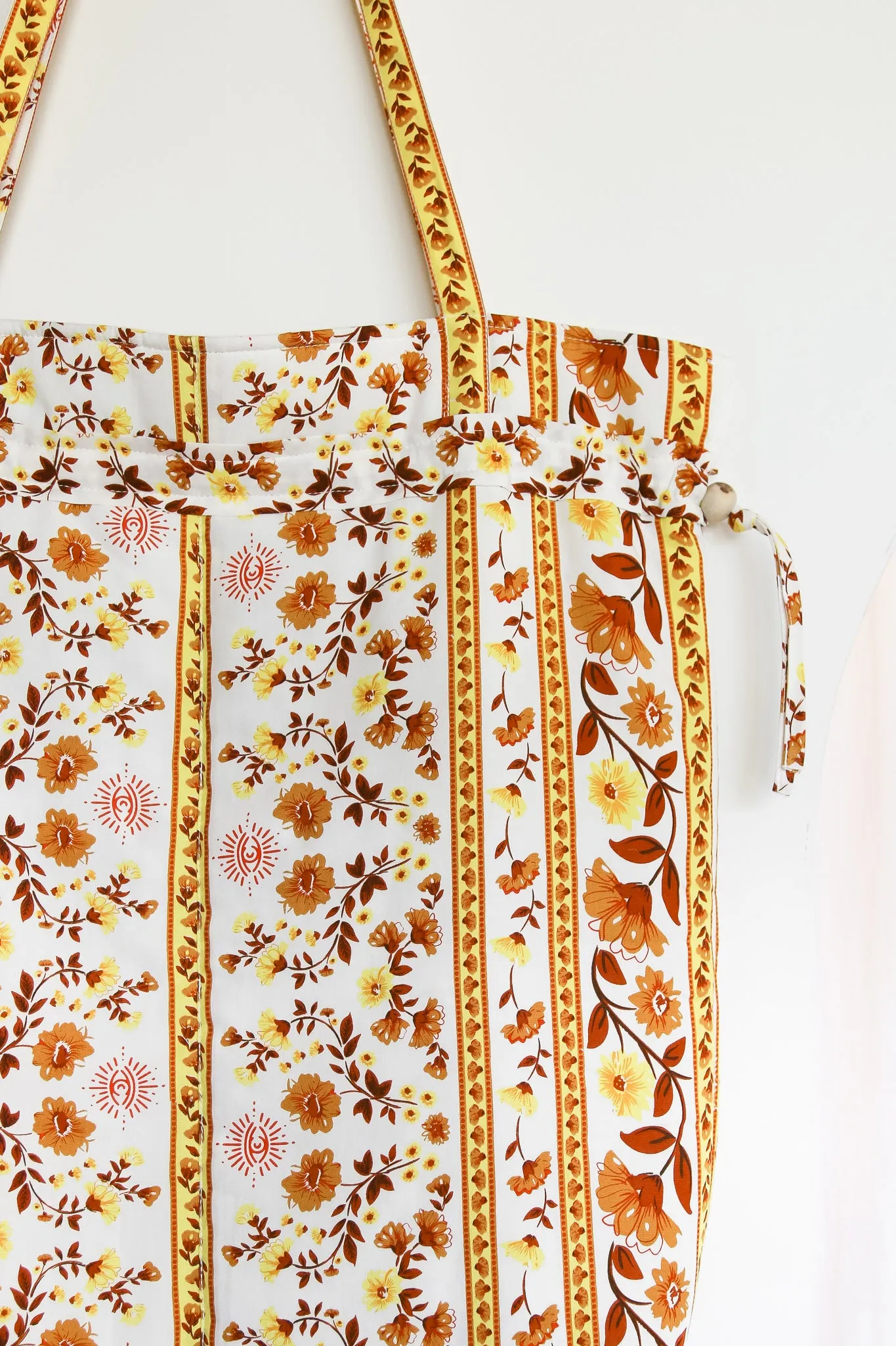 Goldie Tote Bag - padded & fully lined