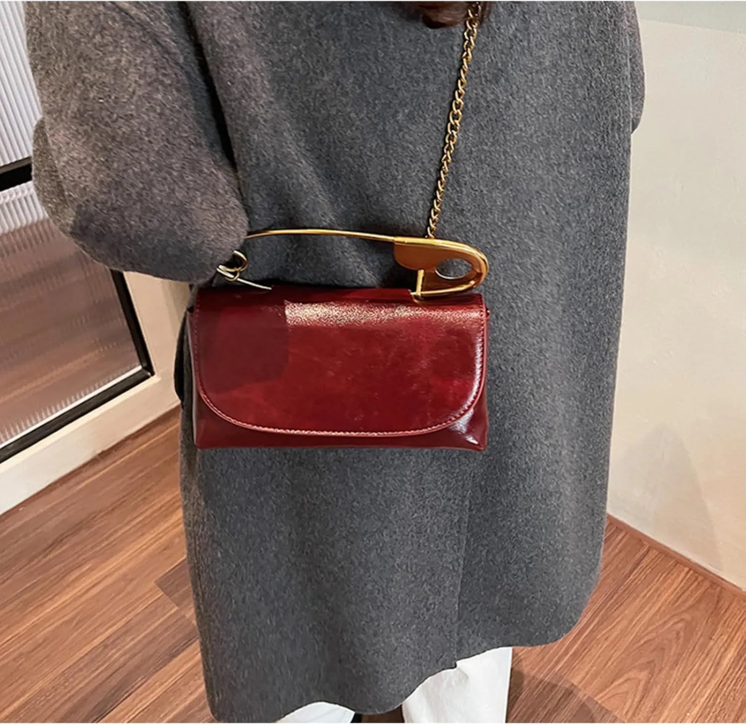 Leather Shoulder Bag for Women, Designer Flap Handbag with Chain, Crossbody Bag Purse Satchel Clutch