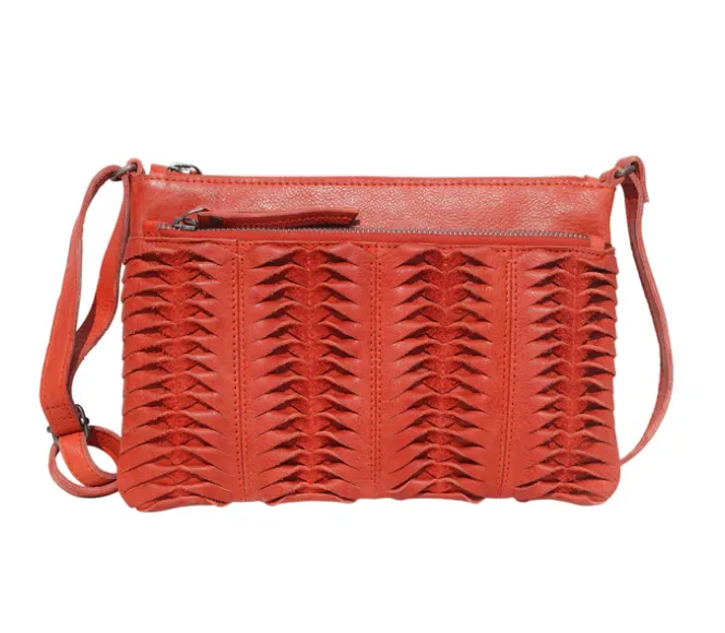 lee crossbody