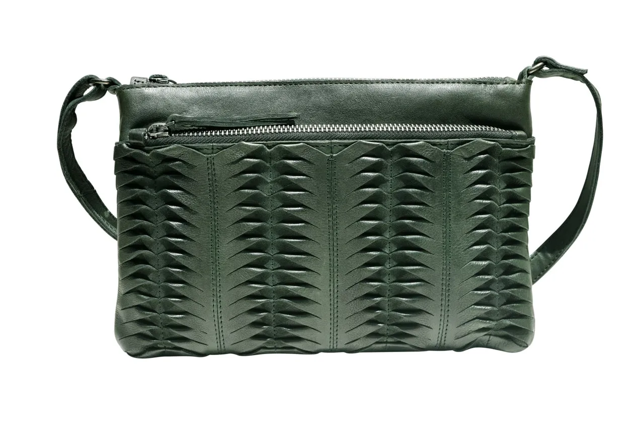 lee crossbody