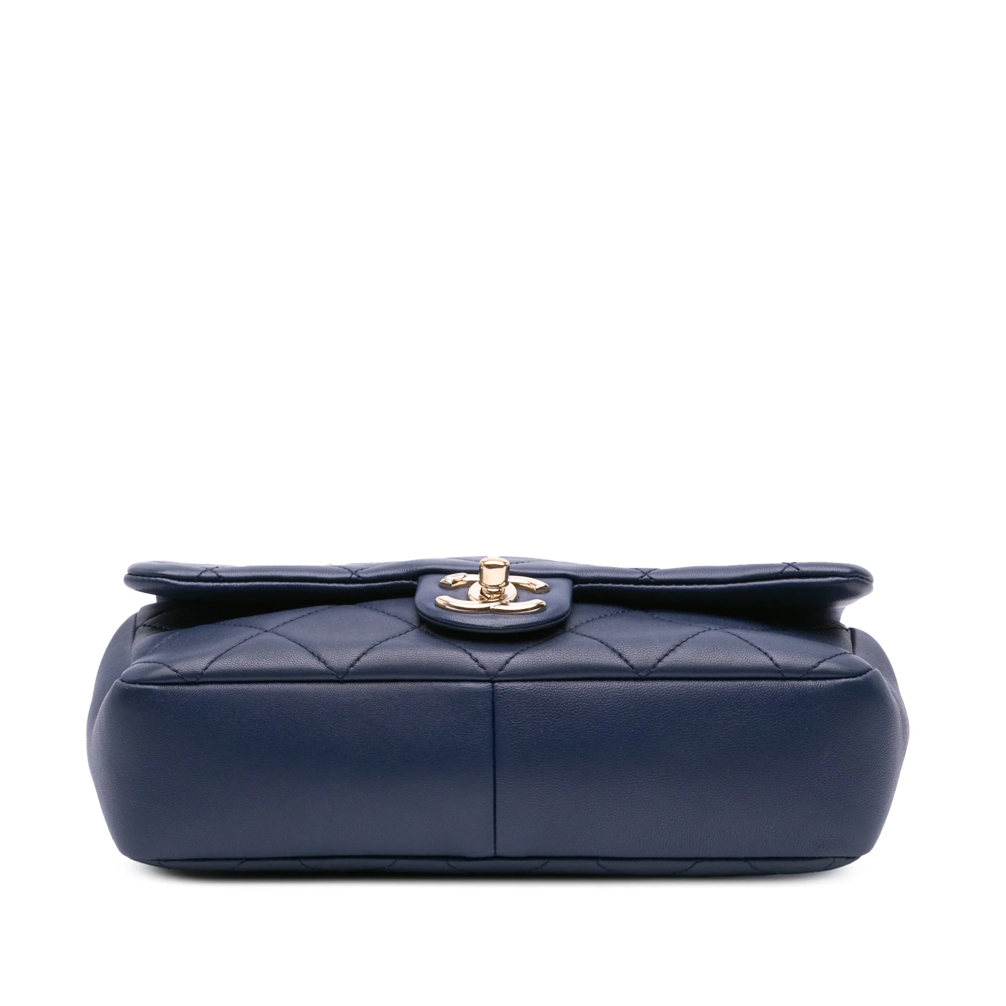 Small Lambskin Elegant Chain Single Flap