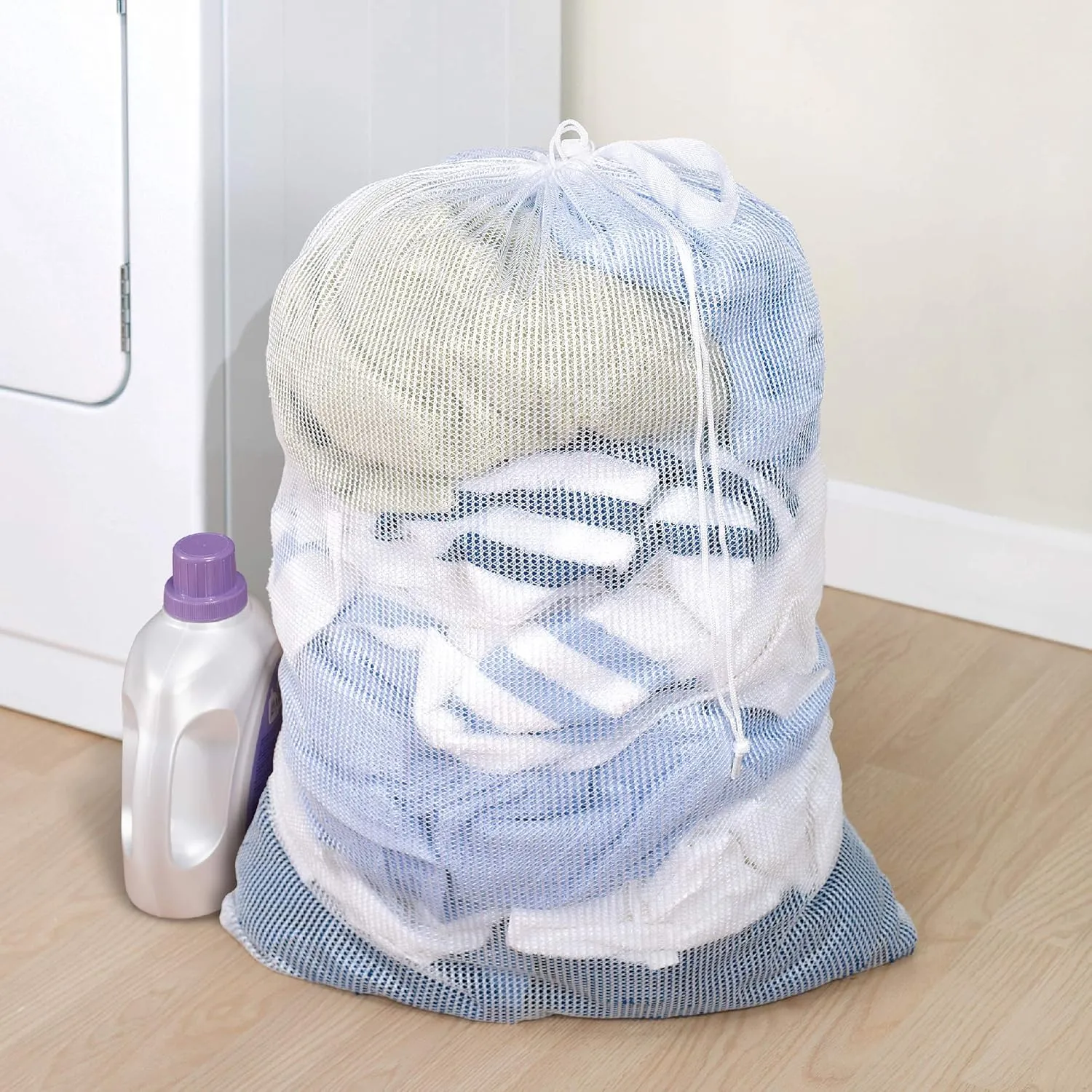 Smart Design Laundry Bag with Handle and Push Lock Drawstring - VentilAir Mesh Material - for Clothes, Sports and Laundry - Home Organization - Laundry Bags, White