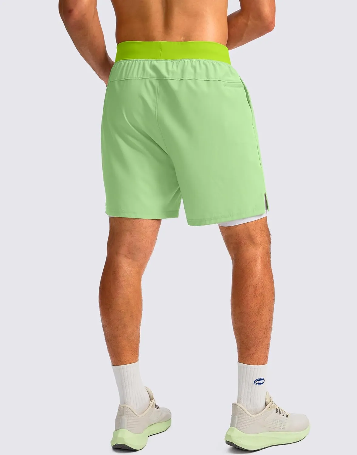 Soothfeel Men's 2 in 1 Running Shorts with 4 Pockets 5 Inch Quick Dry Gym Active Workout Athletic Shorts for Men with Liner