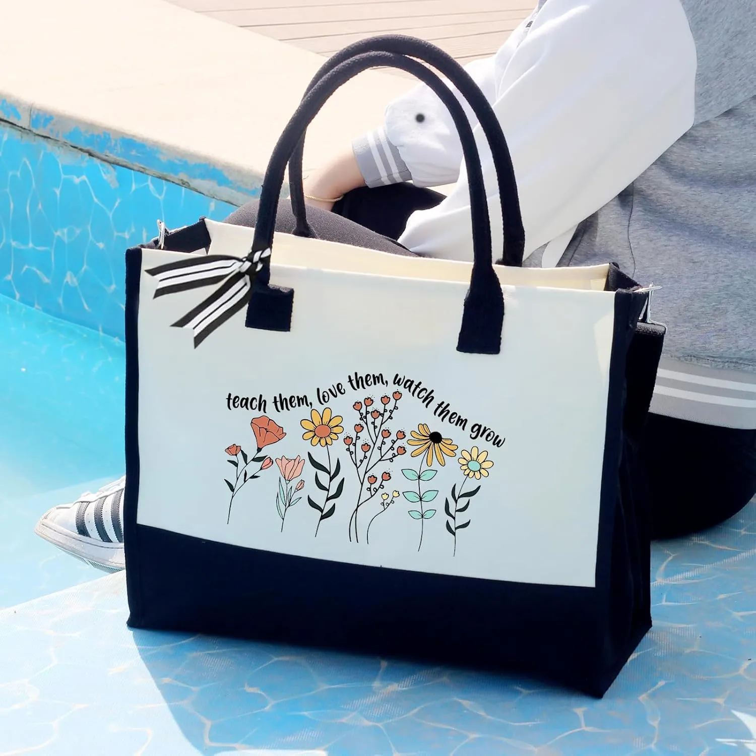 Teacher Appreciation Canvas Tote Bag - Aesthetic Gift for Women - Christmas Teacher Gift