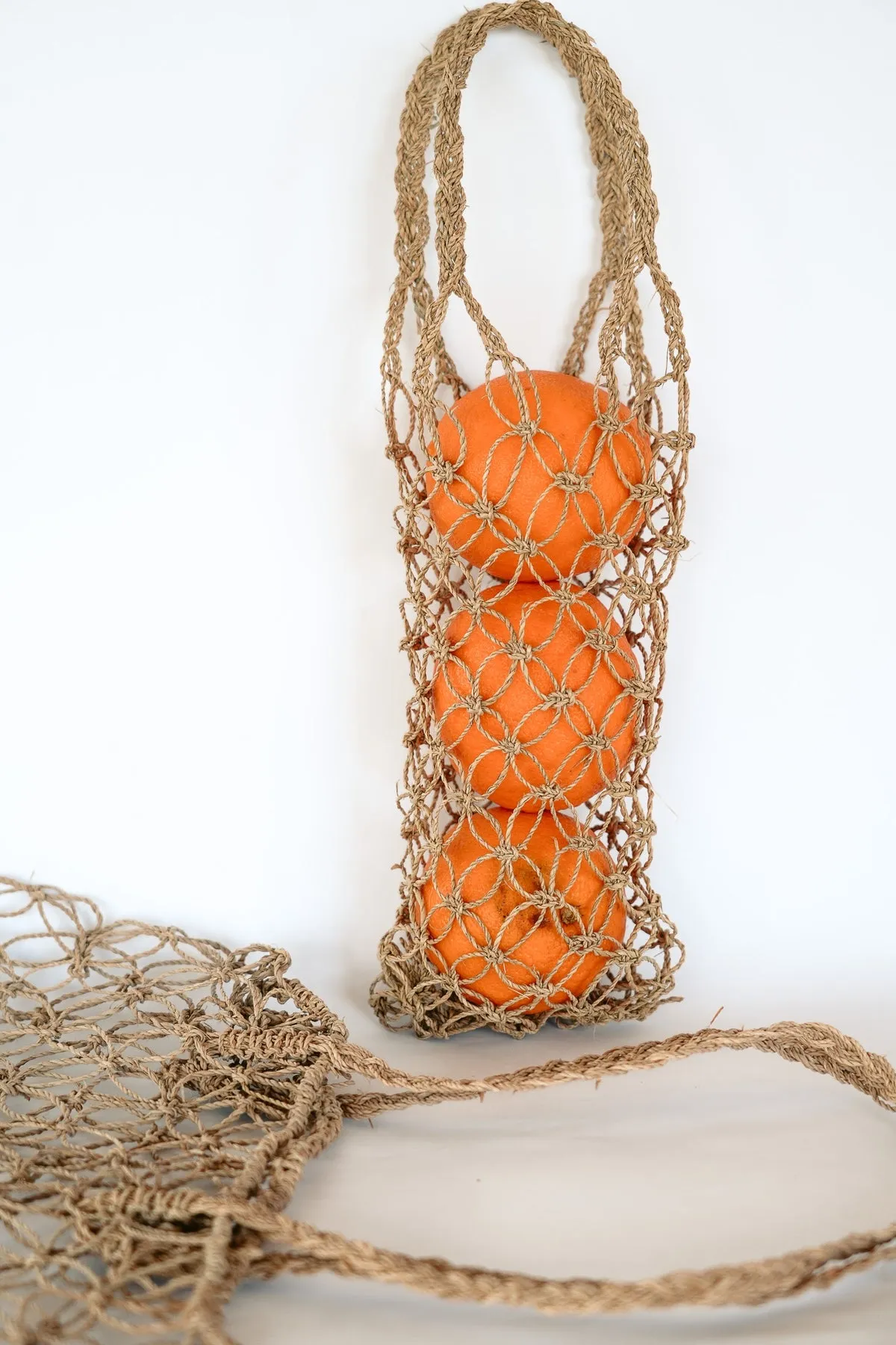 THE MARINA BOTTLE BAG