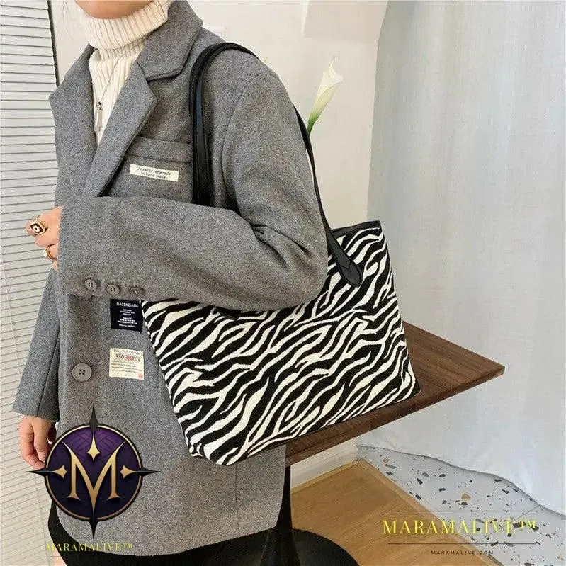 Versatile Tote Bag Niche Design Large Capacity