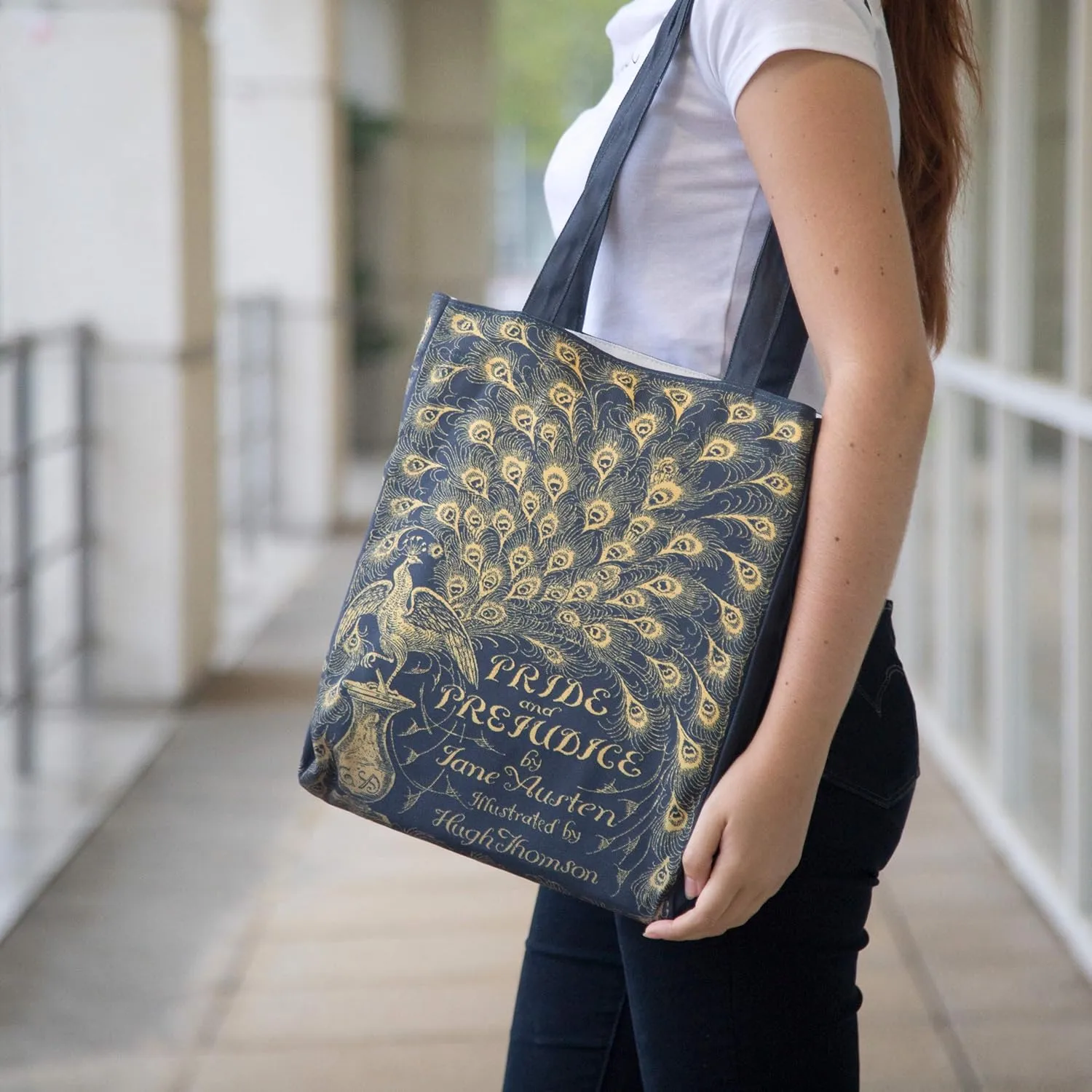 Well Read Book Themed Tote Bag for Book Lovers - Ideal Literary Gifts for Readers & Bookworms - Versatile Shoulder Bag