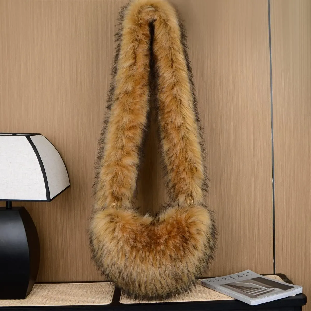 Women's Personalized Fluffy Long Strap Crossbody Bag Faux Fur Semi-Circular Large Capacity Top Handle Shoulder Bag